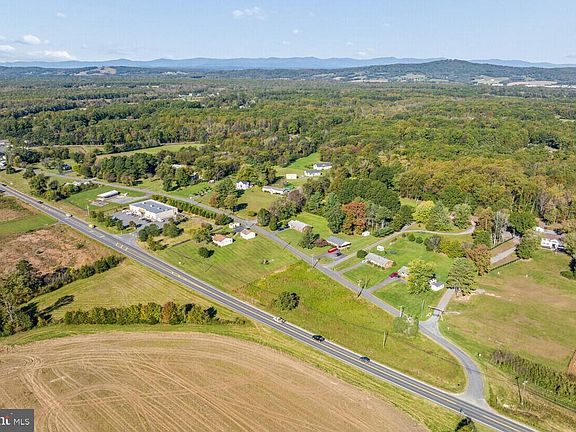 2nd image of Constitution Hwy