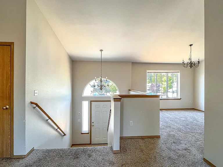 6721 135th St E — Photo 8