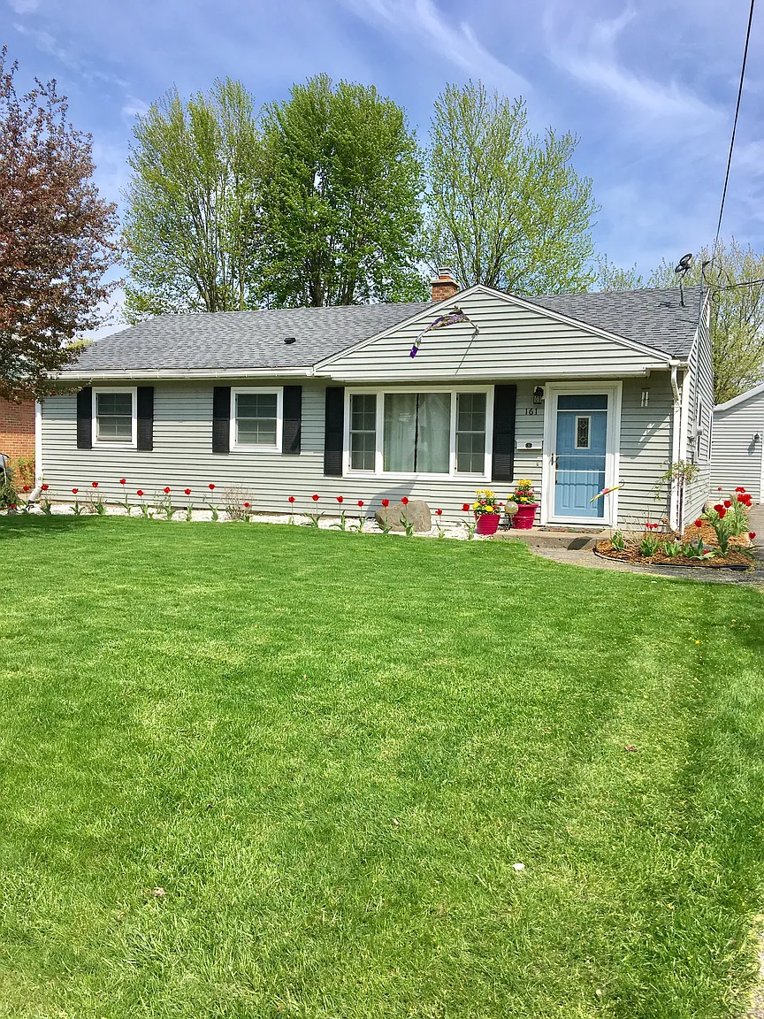 161 W Averill St photo 1