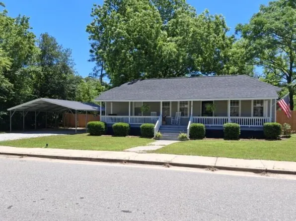 8 Cloudman St, Warrenville, SC 29851