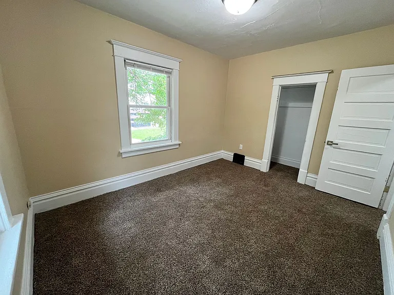223 N Minnesota Ave — Photo 18