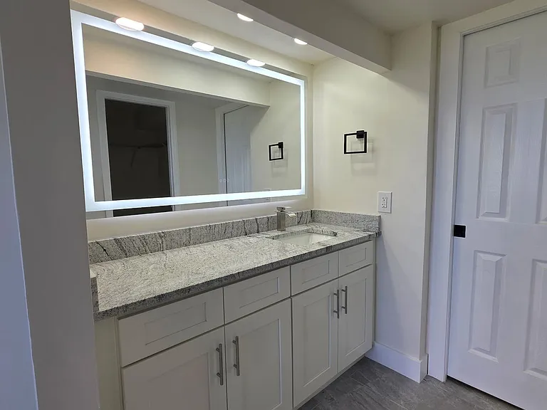 2618 Cove Cay Dr #103 — Photo 19