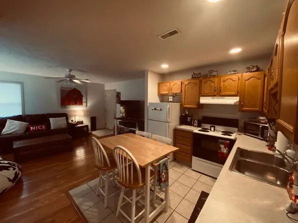 1431 Saratoga Ave, Morgantown, WV