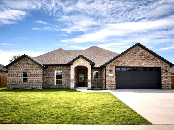 505 Limestone Cir, Mabank, TX 75147