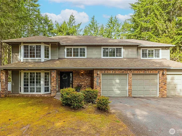 5746 NW Londonderry Loop, Bremerton, WA 98312