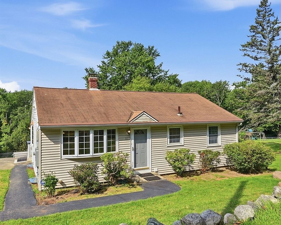 1st image of 111 Nashua Rd