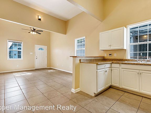 2nd image of 1115 Marigny St