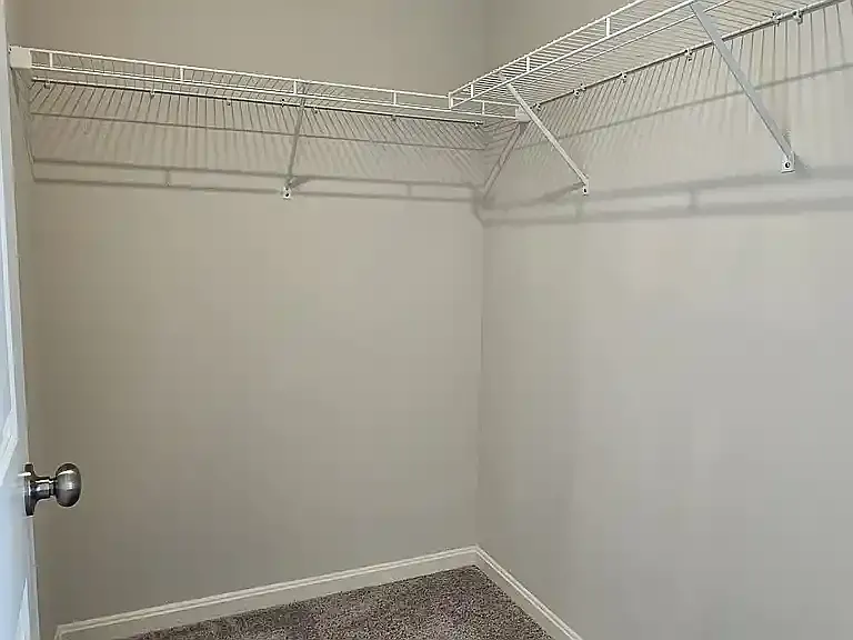 105 Gaston Cir — Photo 35