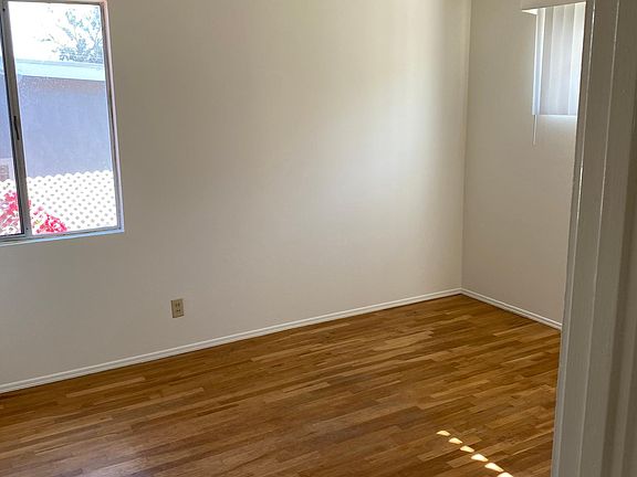4th image of 2548 Sunset Dr #2548