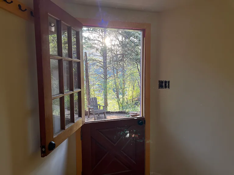 154 Mesa St — Photo 11