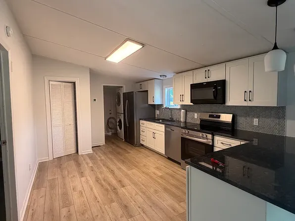 1032 Gilmore Rd, Chapel Hill, NC 27516