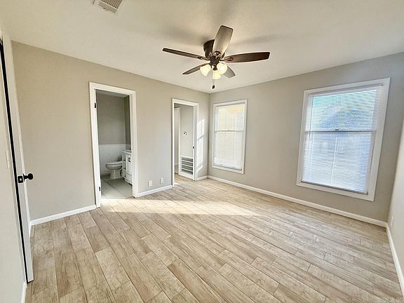 5th image of 7 Perralena Ln
