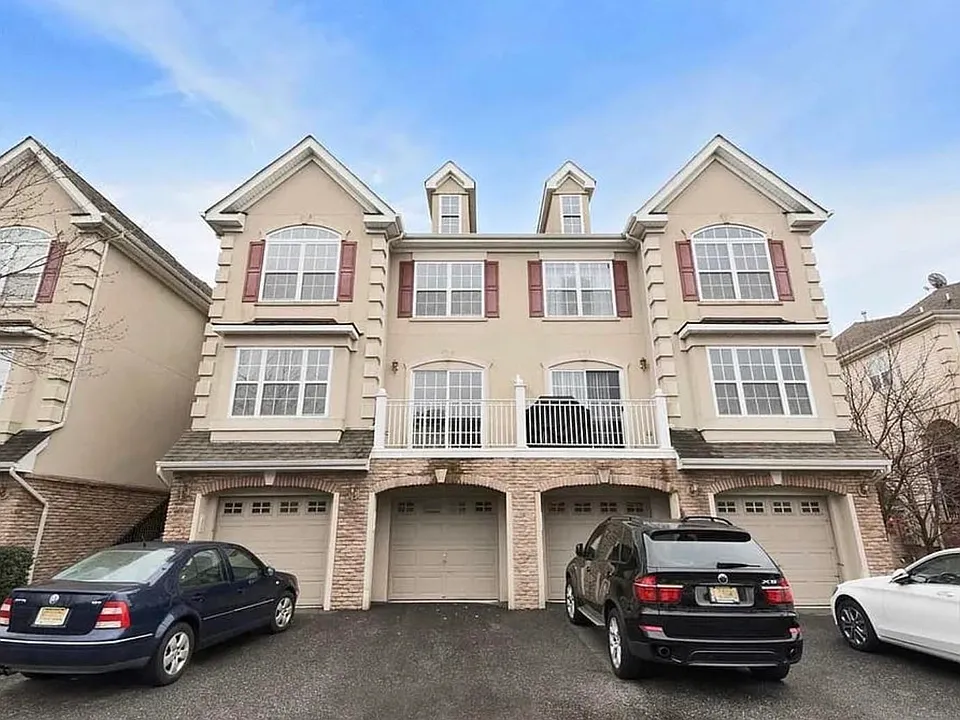 187 Blue Heron Dr