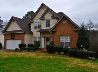 8821 Winterberry Ln, Chattanooga, TN 37421