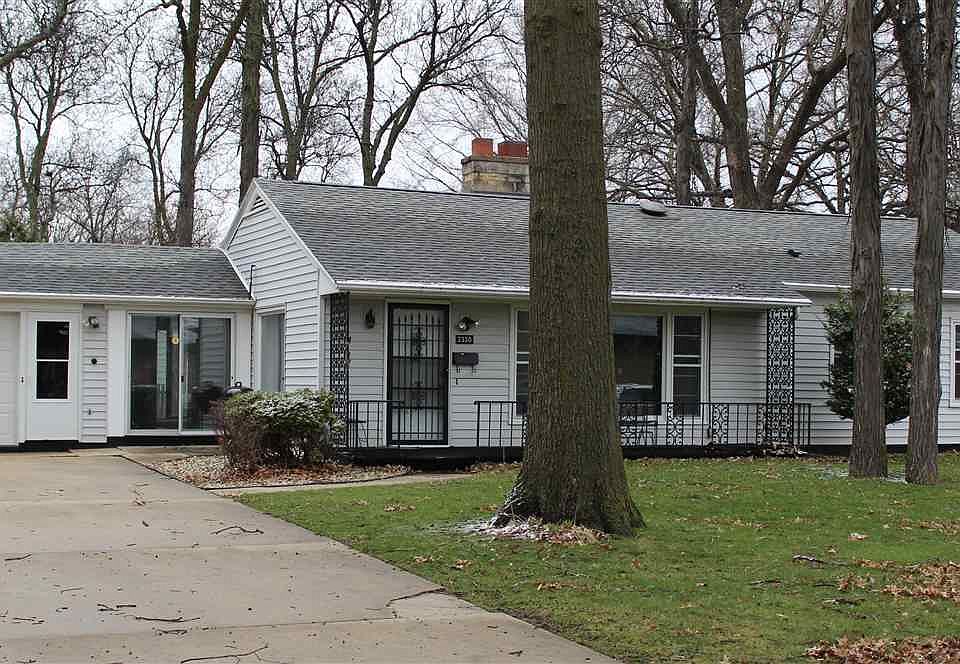1st image of 2330 Rainbow Dr