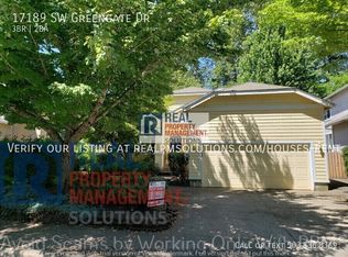 17189 SW Greengate Dr, Sherwood, OR 97140