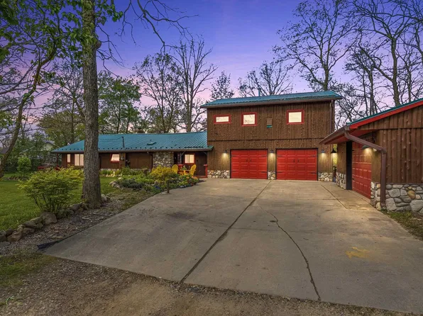 7219 Big Trail Rd, Holly, MI 48442