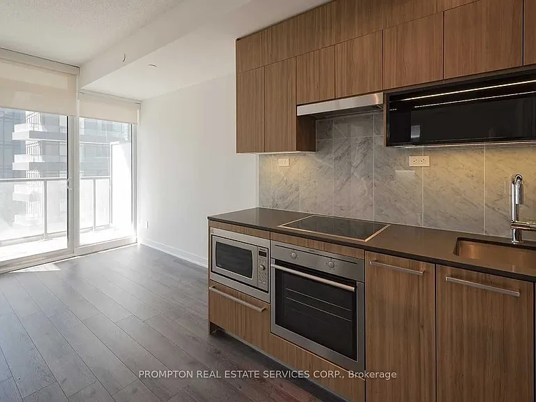 70 Queens Wharf Rd #503 — Photo 3
