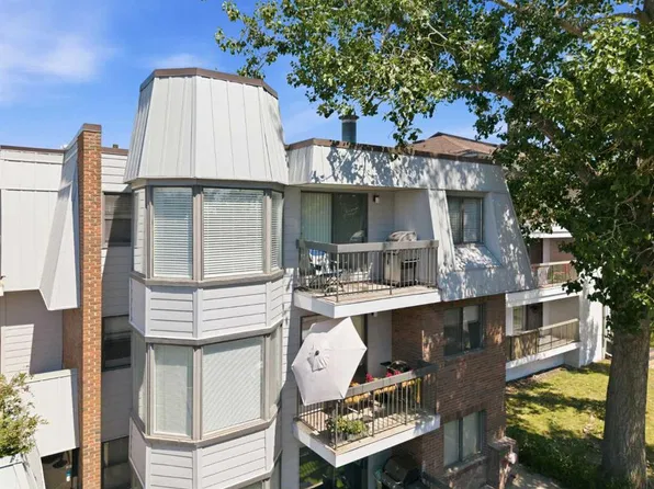630 S 57th Ave SW #308, Calgary, AB T2V 0H4