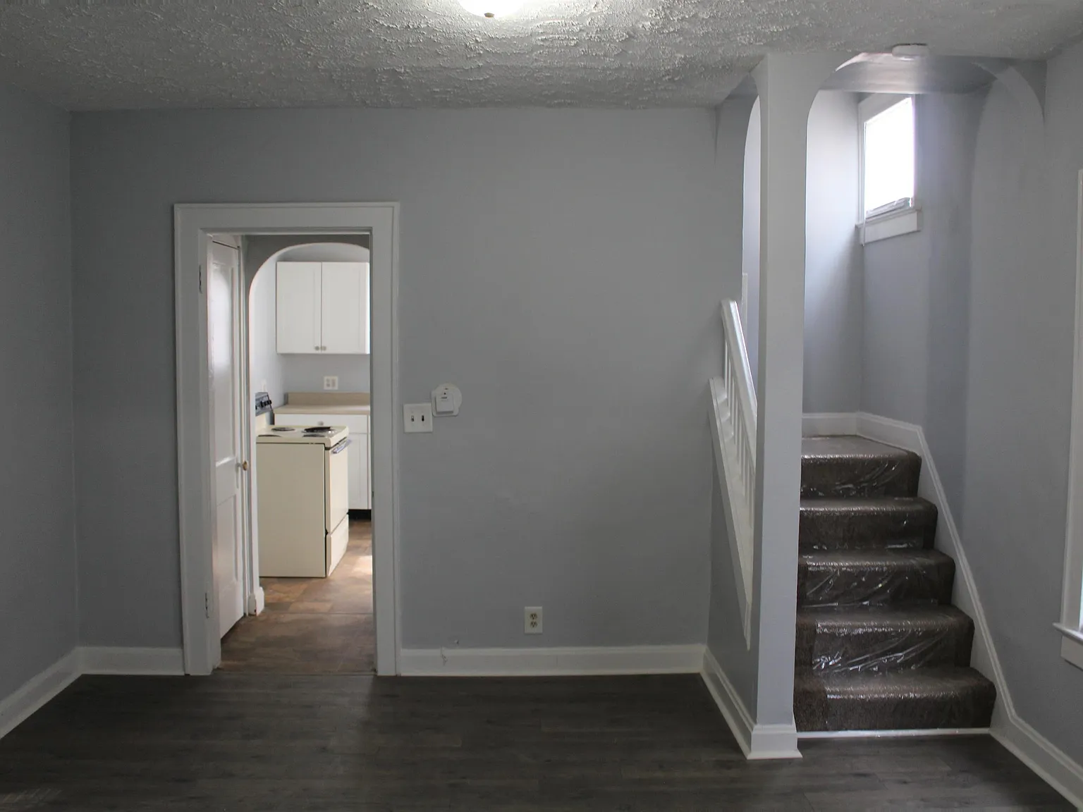 1244 S Champion Ave - 1 — Photo 3