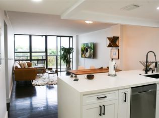 600 NE 36th St APT 310, Miami, FL 33137