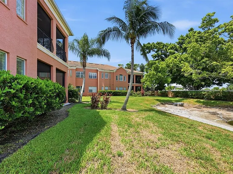 5514 46th Ct W — Photo 32