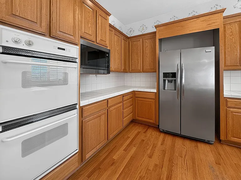 507 Woodfern Ct — Photo 11