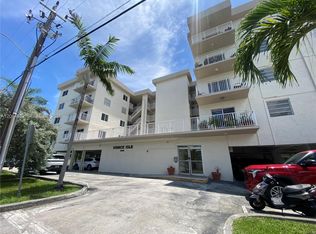 3536 NE 168th St APT 301, North Miami Beach, FL 33160