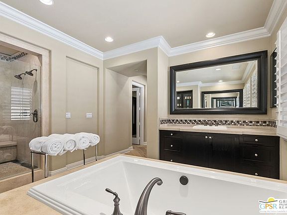 4th image of 4430 Esplanade Ln