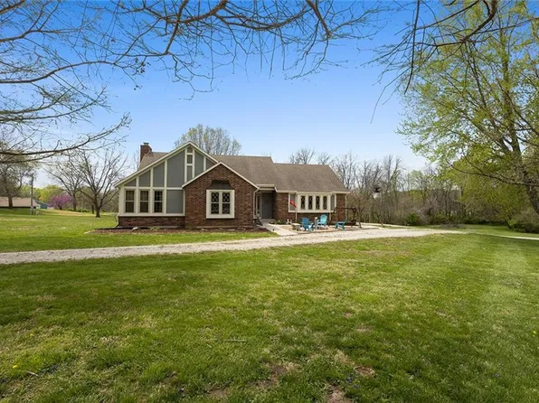 15007 E 200th St, Peculiar, MO 64078