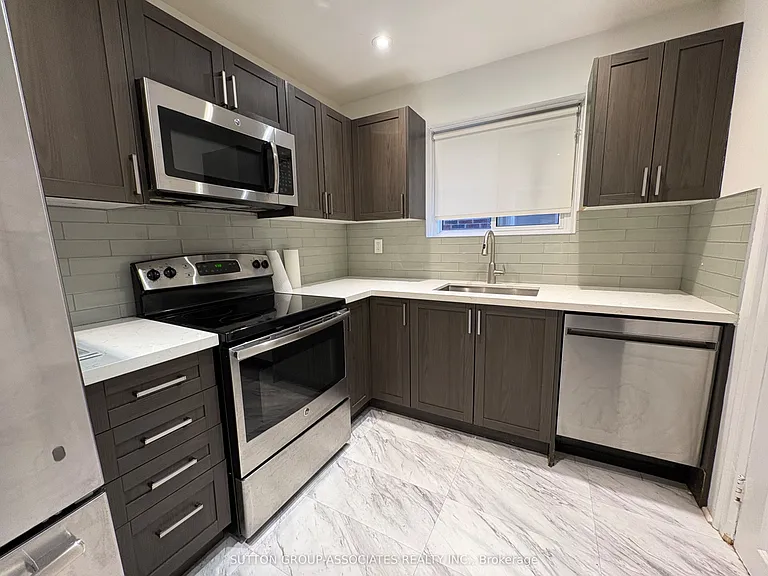101 Burnside Dr #MAIN — Photo 10