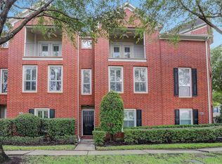3027 N Heights Hollow Ln, Houston, TX 77007