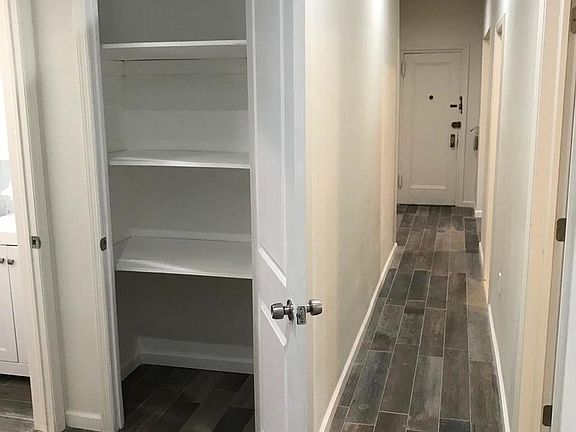 4th image of 2023 Bedford Ave APT D1