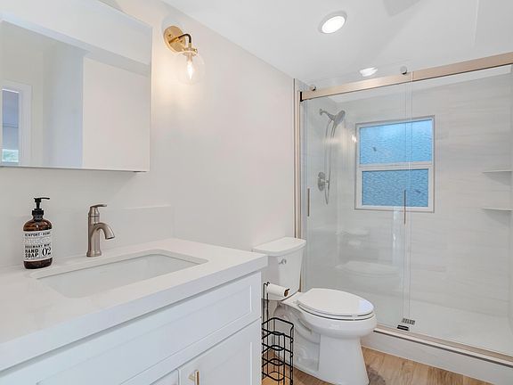 2nd image of 139 N Westwind Dr #135