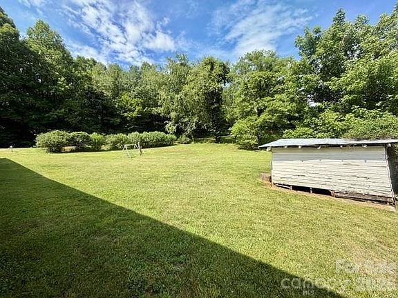 3rd image of 3808 McCall Rd