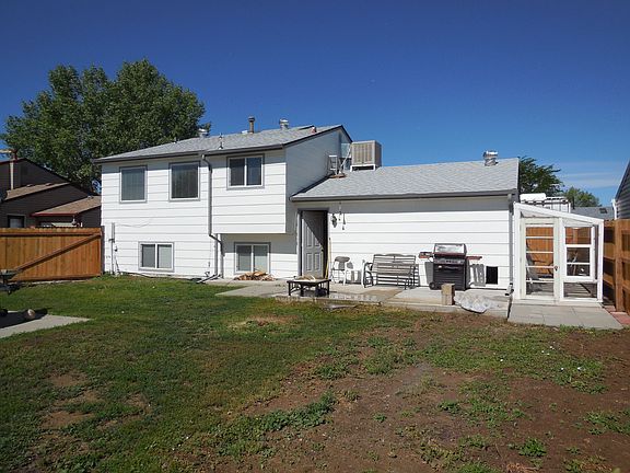 5th image of 216 Jefferson Dr