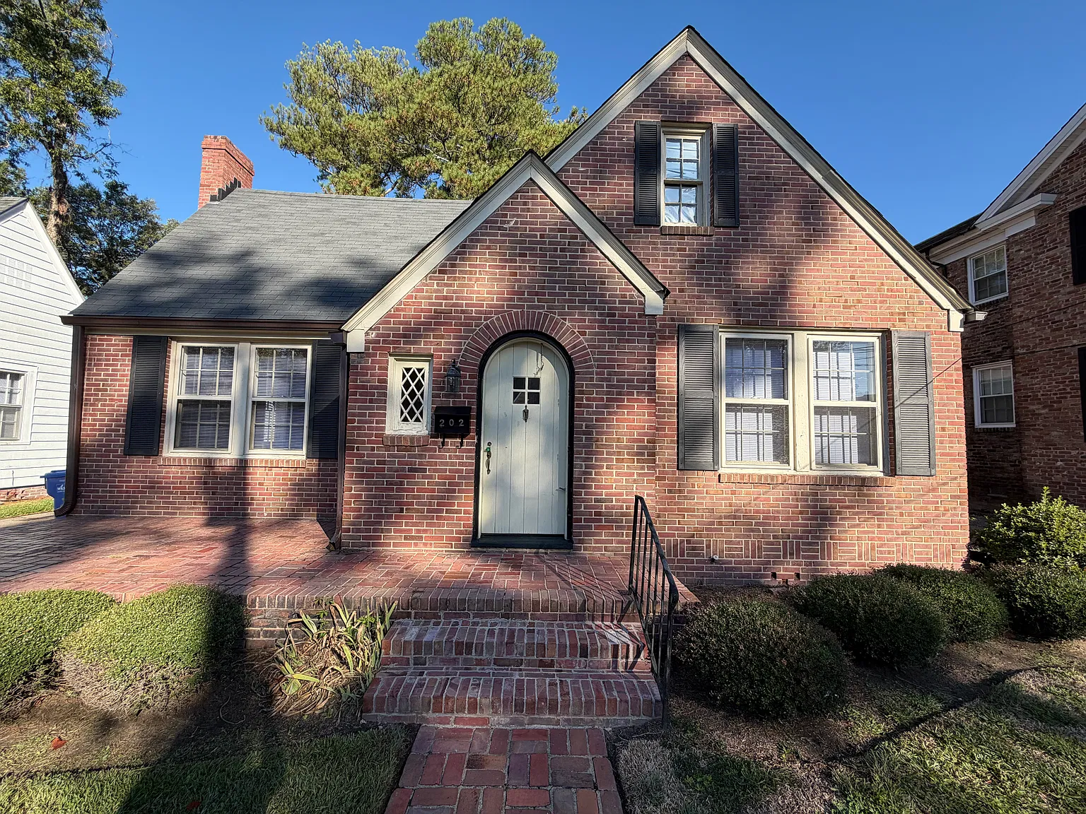 3 bed, 1840 sqft, $1,595 — Photo 1
