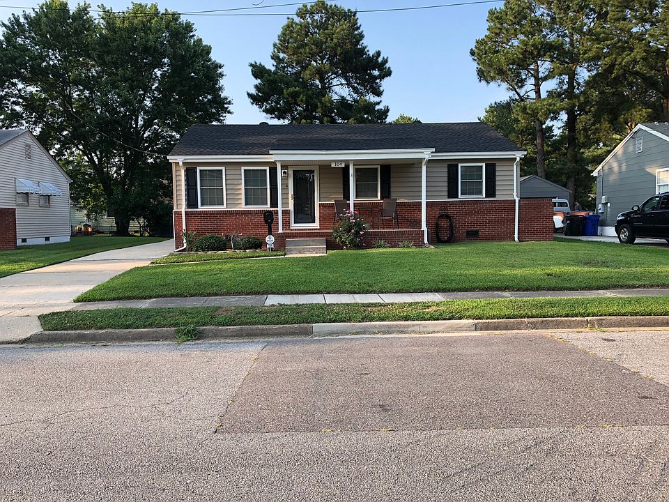 1st image of 104 Laurie Ln