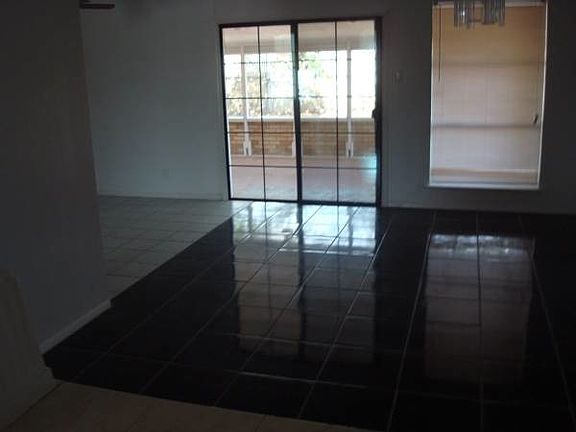 5th image of 5117 La Taste Ave