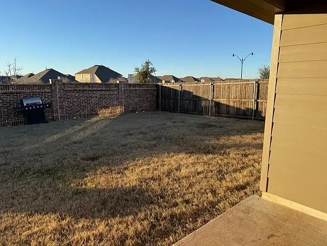 1412 Chestnut Cove Dr — Photo 19