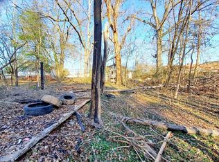 5495 Stonewall Tell Rd, Atlanta, GA 30349