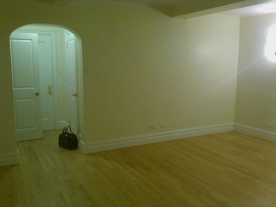 1st image of 218 W 38th St