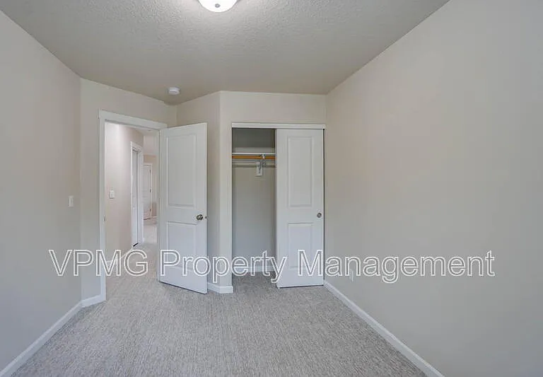 3620 NW 122nd St — Photo 33