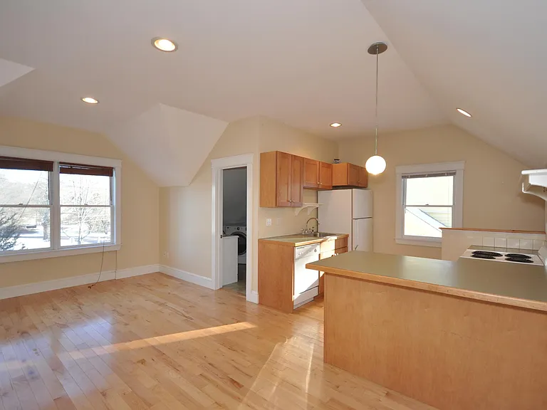 10 W Acton Rd — Photo 2