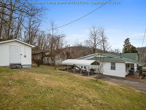 4th image of 224 Easter Rd