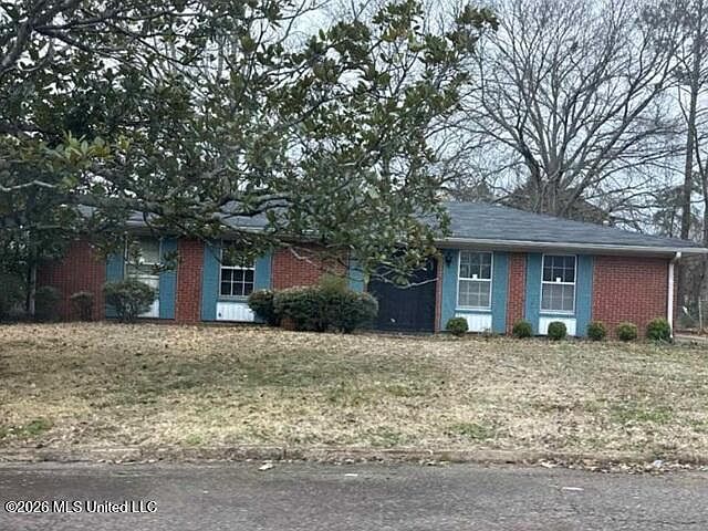 1st image of 610 Trout St