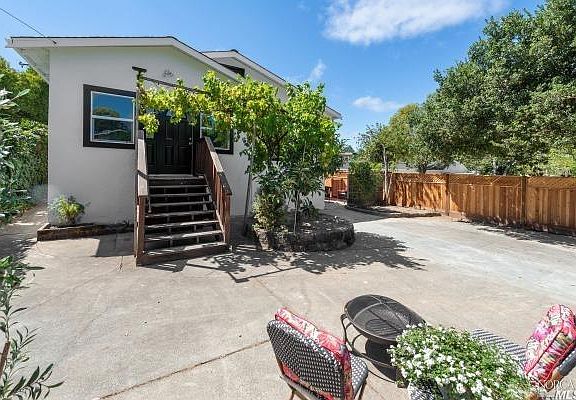 2nd image of 50 Vallejo Ave