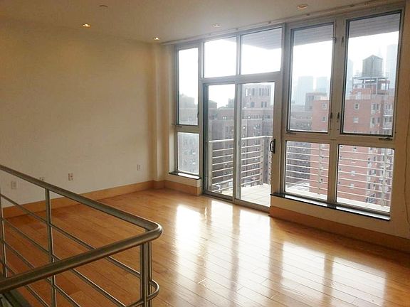 3rd image of 46 Madison St APT 10A