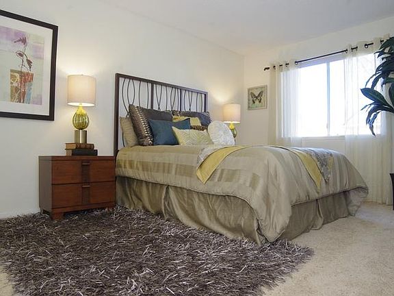 5th image of 37201 Paseo Padre Pkwy APT 220