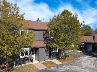 17 Harbour St W #227, Collingwood, ON